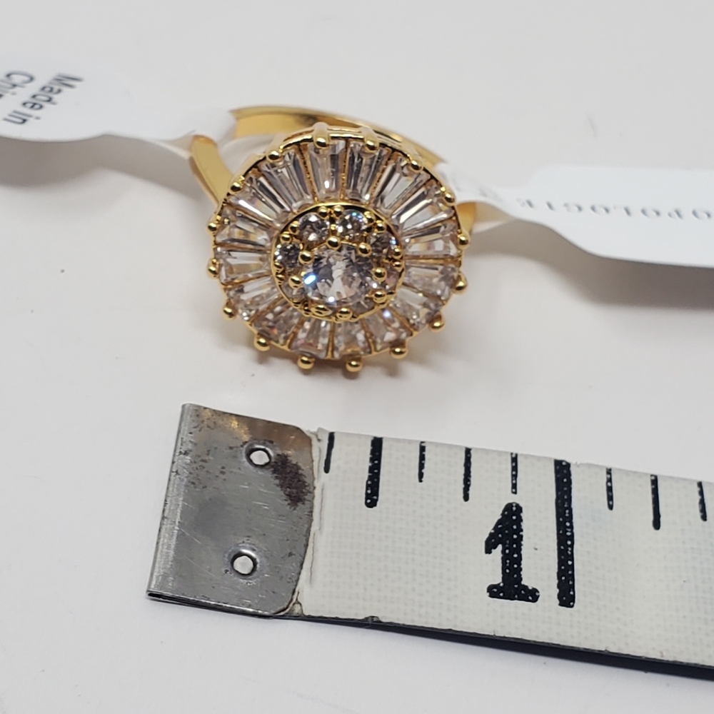 🏷️ NWT Anthropologie Round Geometric Sunburst Ring, Size 7 - Picture 2 of 11